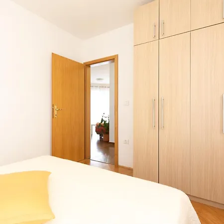 Villamare Baska-krk Apartmán *